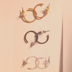 3 pairs of fashion earrings